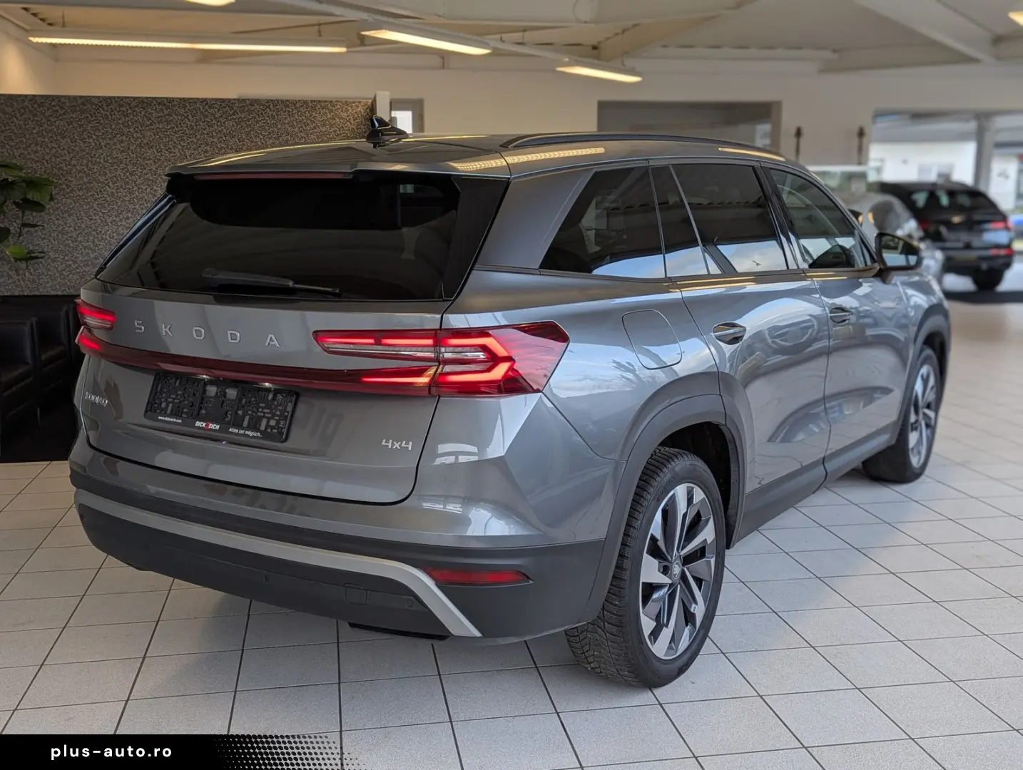 SKODA Kodiaq 2.0 4x4 Pano Matrix StHz AHK 19  5J-Gar.