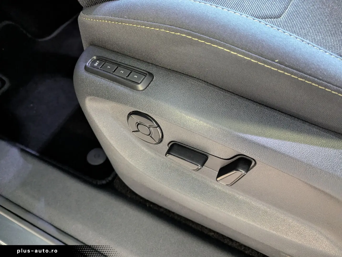 SKODA Kodiaq 2.0 4x4 Pano Matrix StHz AHK 19  5J-Gar.