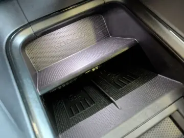 SKODA Kodiaq 2.0 4x4 Pano Matrix StHz AHK 19  5J-Gar.