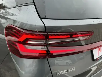SKODA Kodiaq 2.0 TDI 4x4 SELECTION MATRIX PANO AHK-Vob