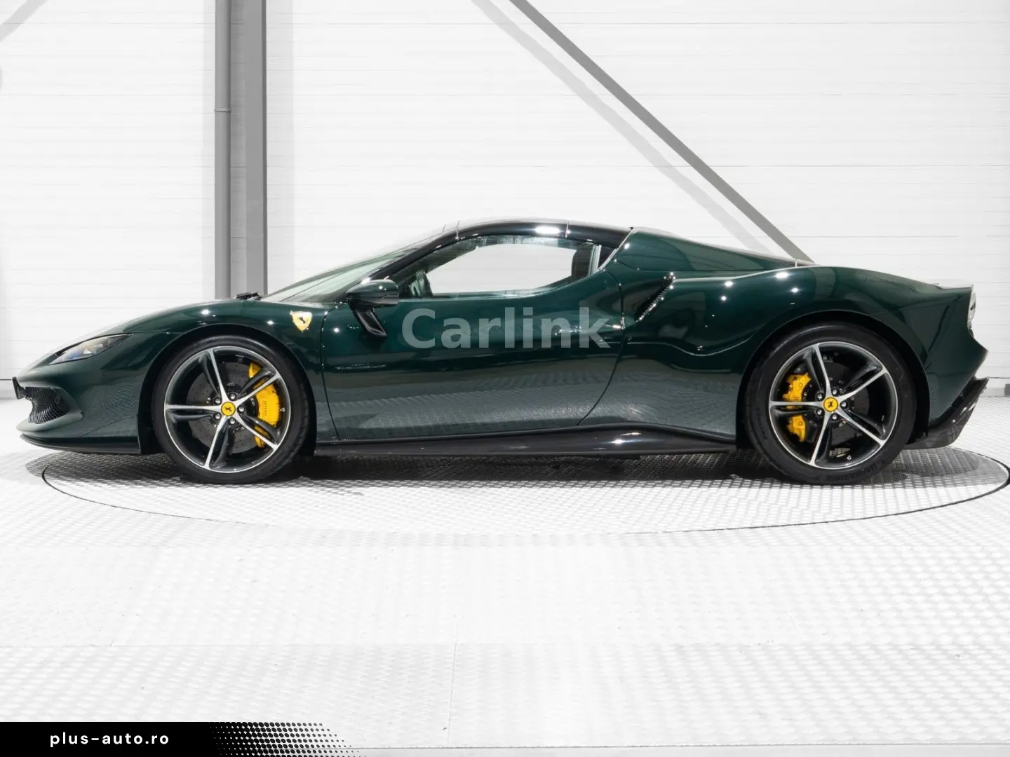 FERRARI 296 GTS -LIFT-VERDE BRITISH-VOLL-CARBON INT EXT-