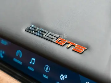 FERRARI 296 GTS -LIFT-VERDE BRITISH-VOLL-CARBON INT EXT-