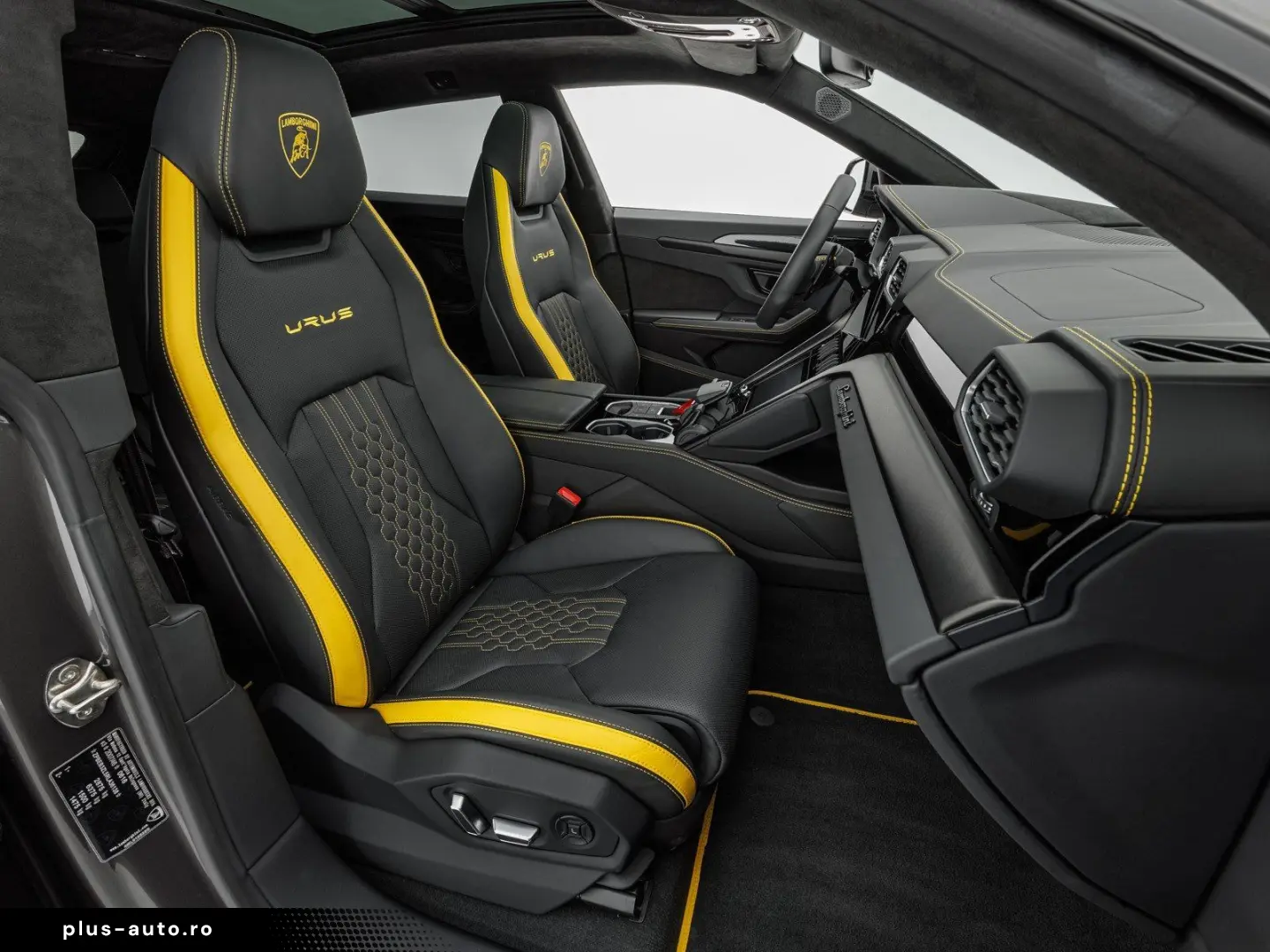 LAMBORGHINI Urus S