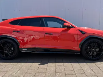 LAMBORGHINI Urus PERFORMANTE CARBON B&O MASSAGE PROD.2025