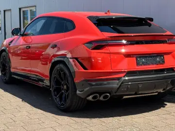 LAMBORGHINI Urus PERFORMANTE CARBON B&O MASSAGE PROD.2025