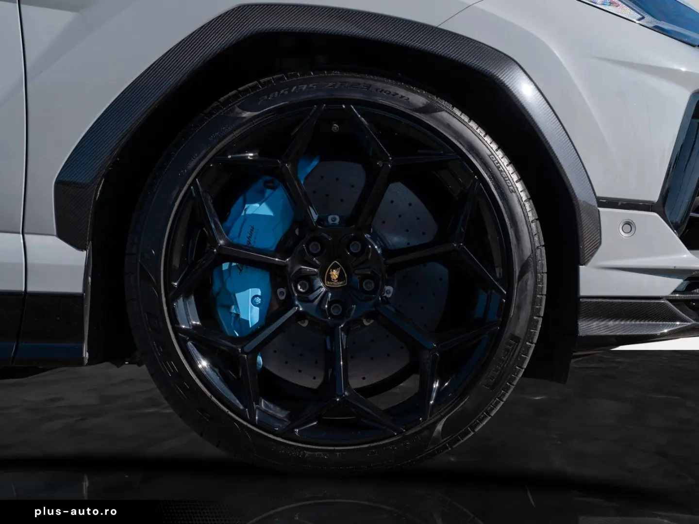 LAMBORGHINI Urus Performante   Panoramic Roof   Carbon Int.