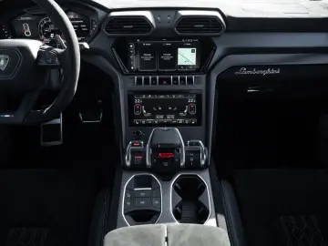 LAMBORGHINI Urus Performante   Panoramic Roof   Carbon Int.