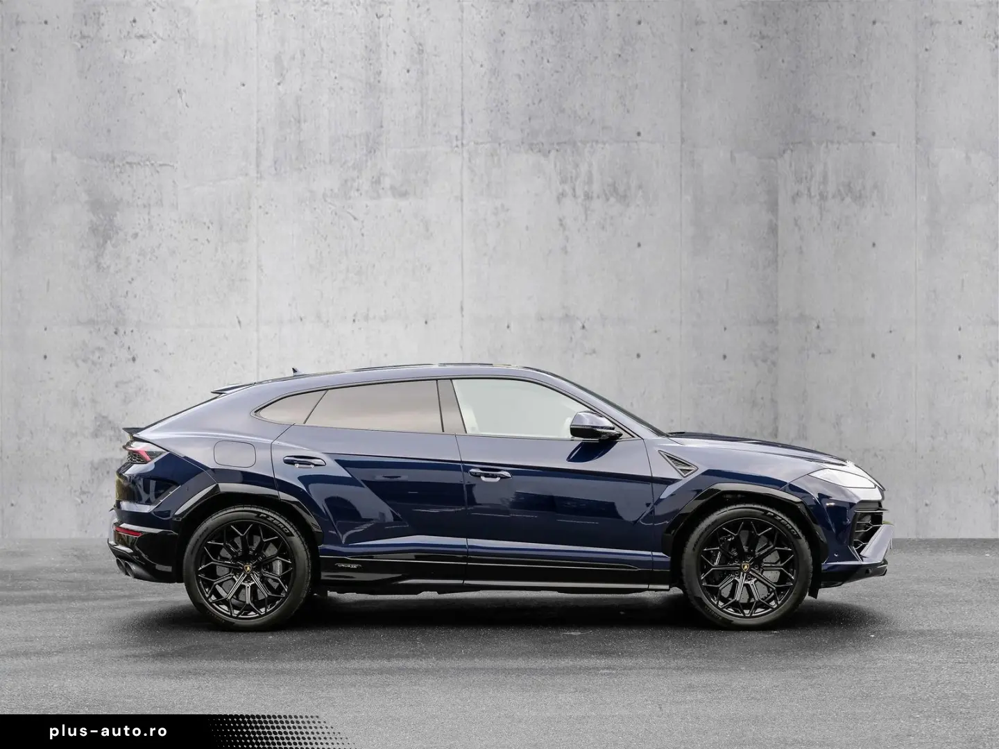 LAMBORGHINI Urus SE Blu Okeanos  Night VIsion
