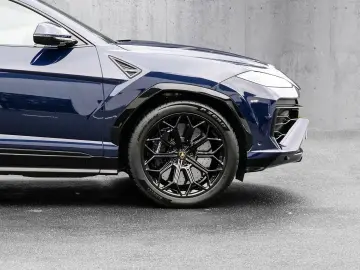 LAMBORGHINI Urus SE Blu Okeanos  Night VIsion