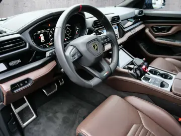 LAMBORGHINI Urus SE Blu Okeanos  Night VIsion