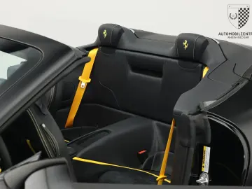 FERRARI Roma Spider Carbon-LED 360Kam Ventilation PPF