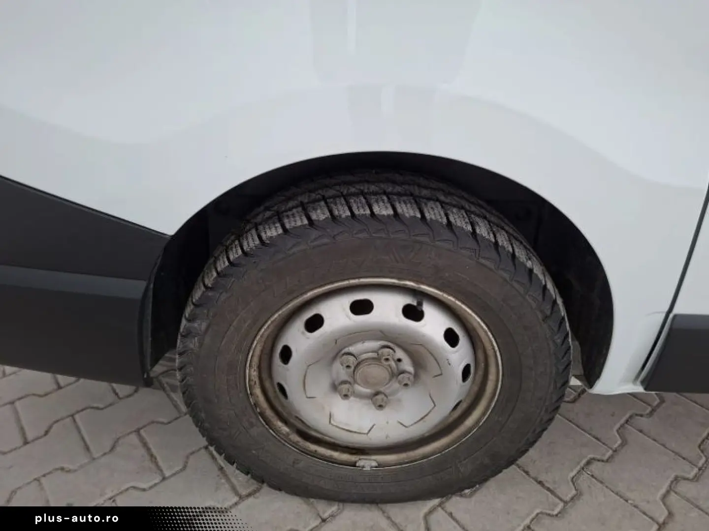 RENAULT TRAFIC 2.0 Blue dCi 120CP L1 Authentique