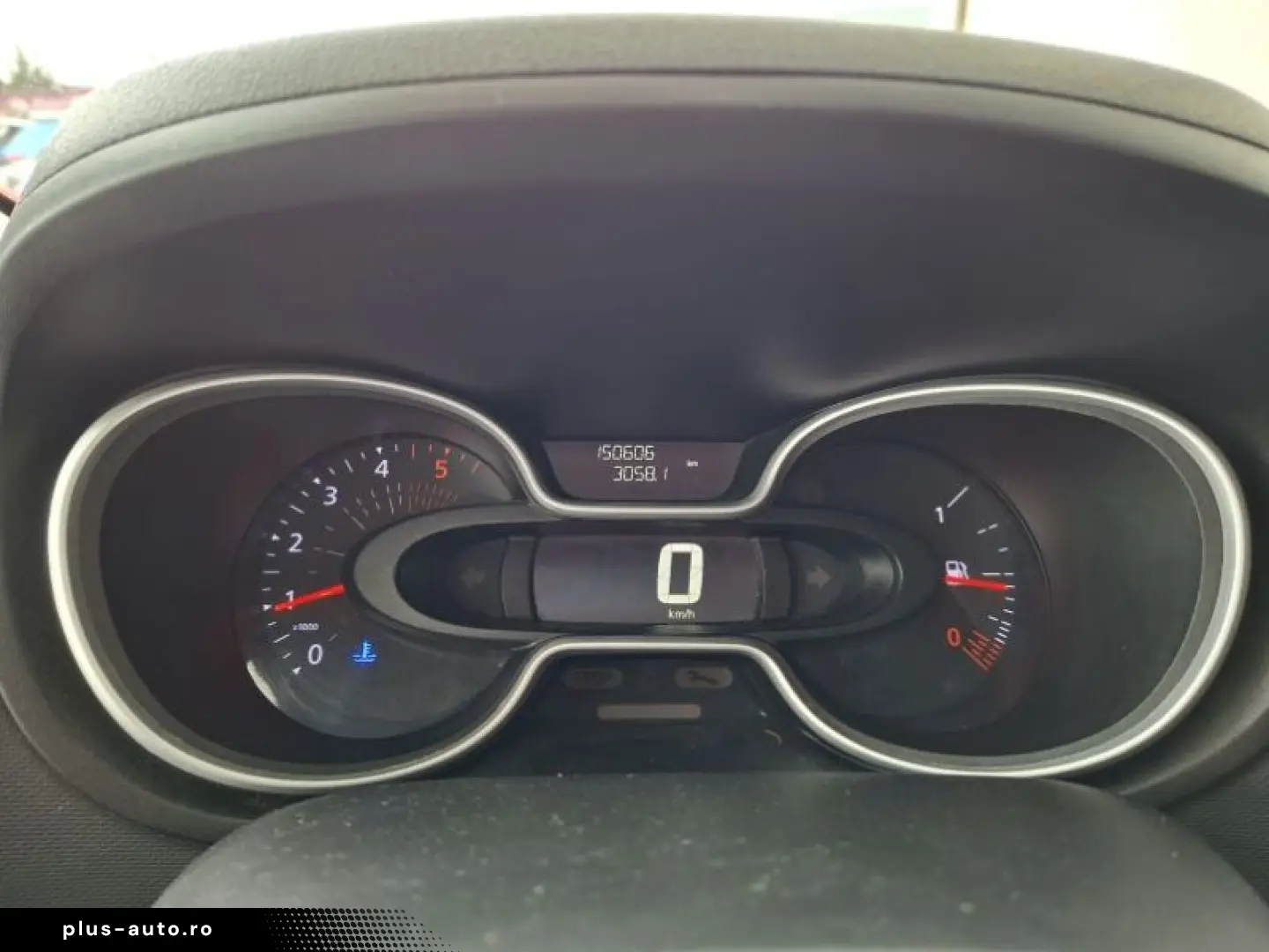 RENAULT TRAFIC 2.0 Blue dCi 120CP L1 Authentique