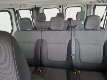 RENAULT TRAFIC 2.0 Blue dCi 120CP L1 Authentique