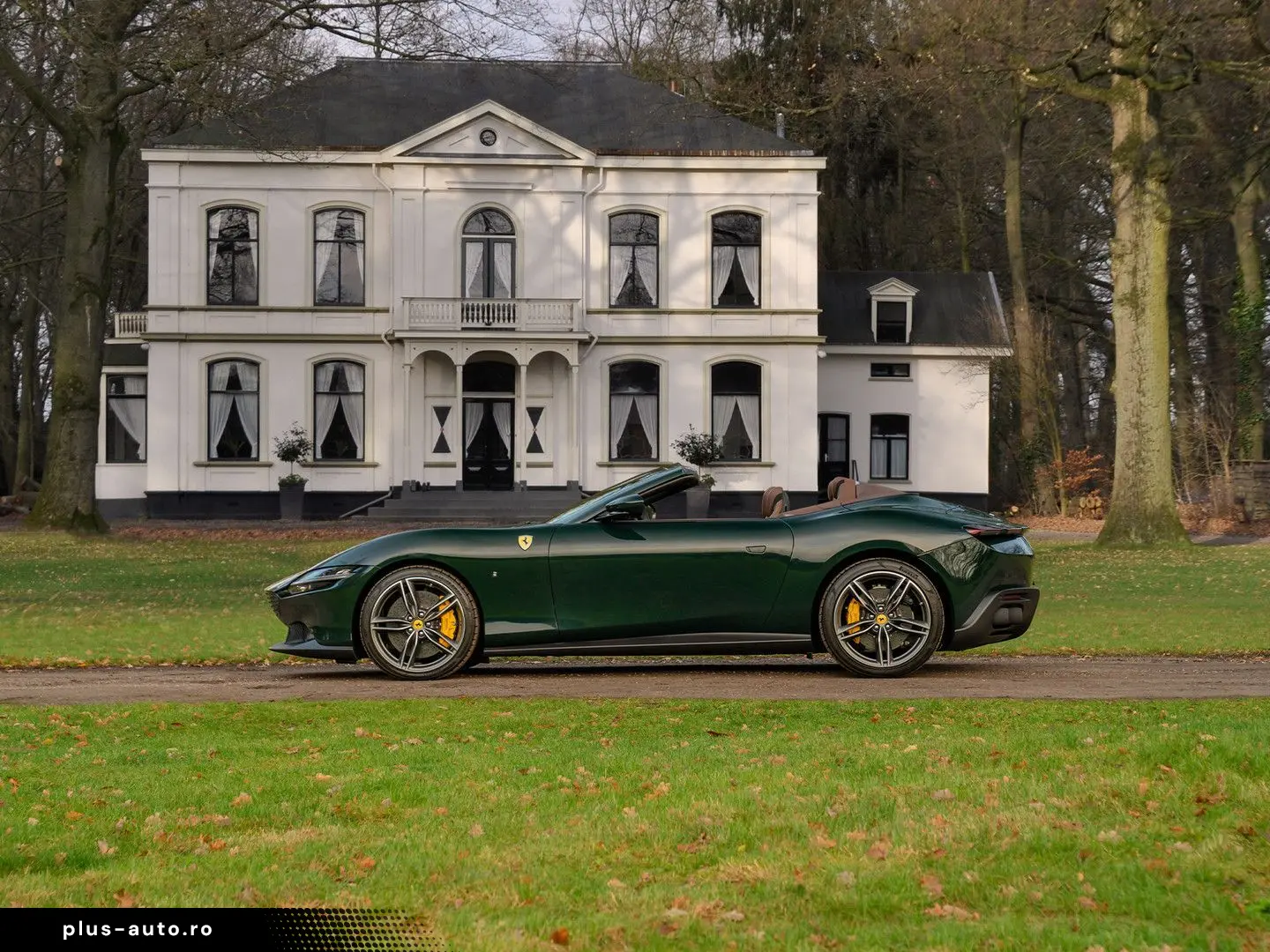 FERRARI Roma Spider 3.9 V8   Verde British   Pass. displ