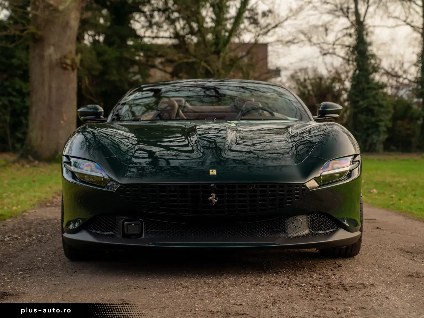 FERRARI Roma Spider 3.9 V8   Verde British   Pass. displ