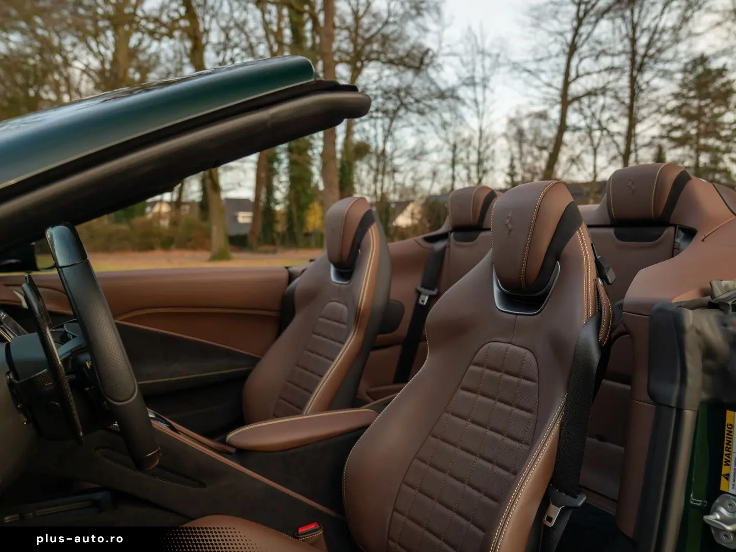 FERRARI Roma Spider 3.9 V8   Verde British   Pass. displ