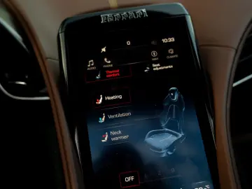 FERRARI Roma Spider 3.9 V8   Verde British   Pass. displ