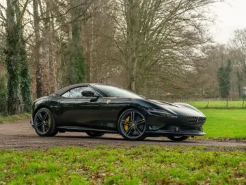 FERRARI Roma Spider 3.9 V8   Verde British   Pass. displ