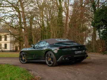 FERRARI Roma Spider 3.9 V8   Verde British   Pass. displ