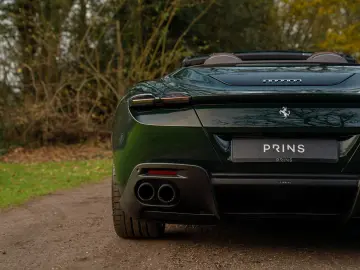 FERRARI Roma Spider 3.9 V8   Verde British   Pass. displ