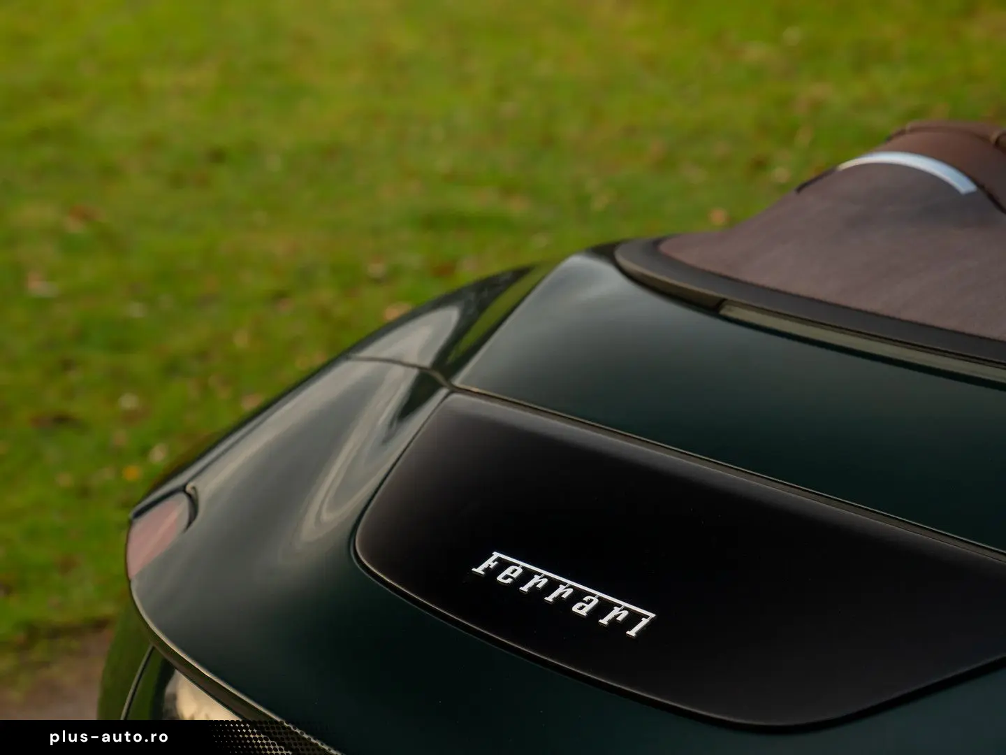 FERRARI Roma Spider 3.9 V8   Verde British   Pass. displ