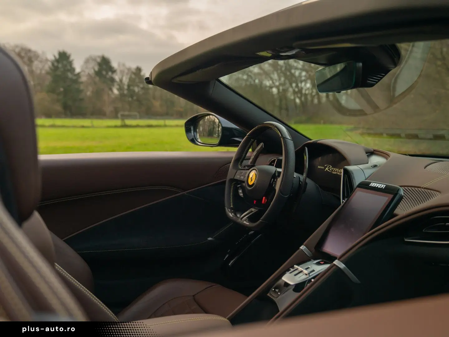 FERRARI Roma Spider 3.9 V8   Verde British   Pass. displ