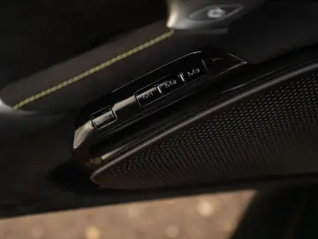 FERRARI Roma Spider 3.9 V8   Verde British   Pass. displ