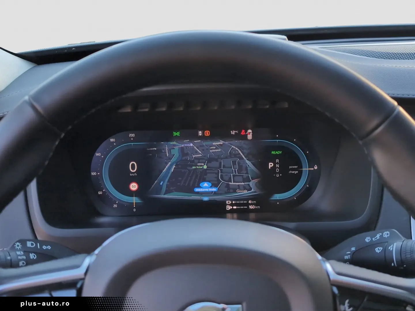 VOLVO XC90 T8 AWD Ultra Dark Standhzg HarmanK Panodach