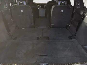 VOLVO XC90 T8 AWD Ultra Dark Standhzg HarmanK Panodach