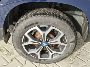 DACIA DUSTER 1.5 Blue dCi 115CP BlueLine 4WD