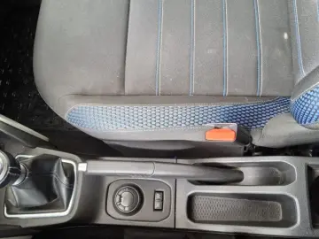 DACIA DUSTER 1.5 Blue dCi 115CP BlueLine 4WD