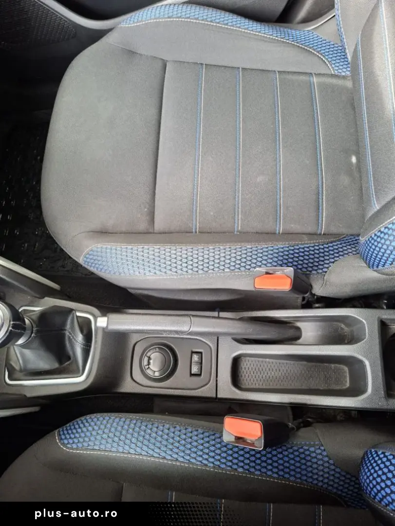 DACIA DUSTER 1.5 Blue dCi 115CP BlueLine 4WD