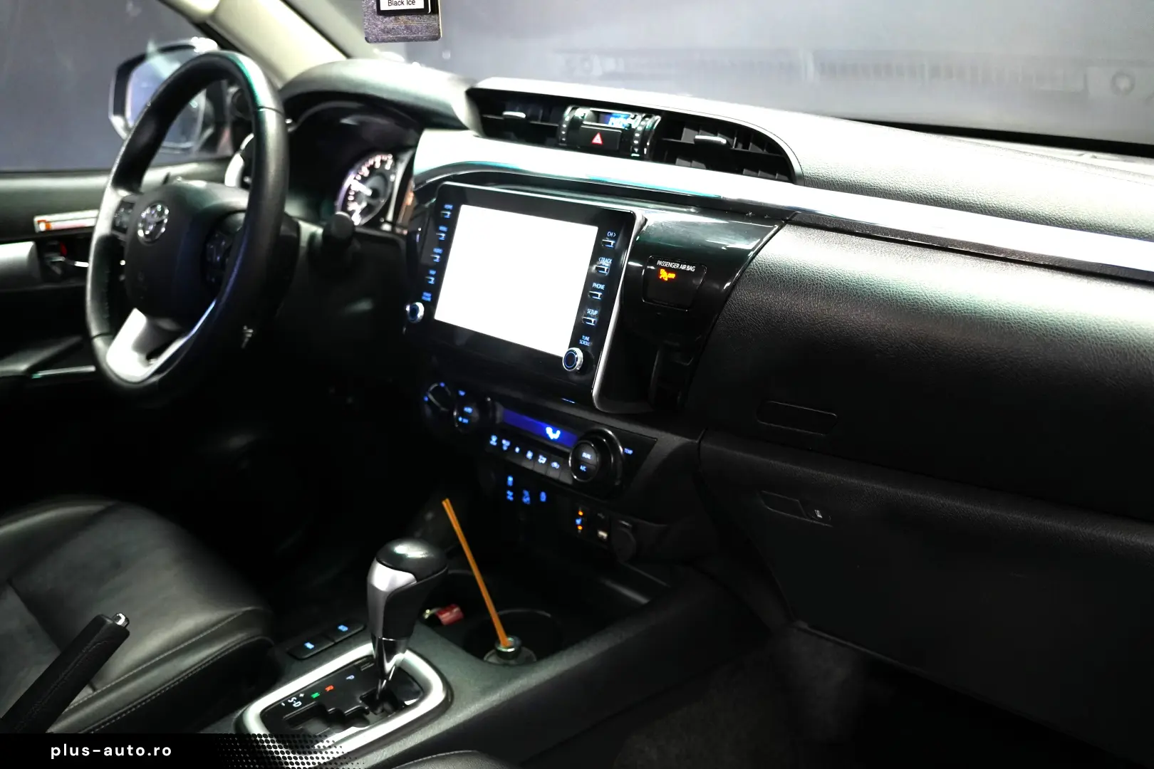 TOYOTA HILUX 2.4D DC AT EXECUTIVE