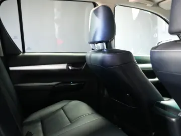 TOYOTA HILUX 2.4D DC AT EXECUTIVE