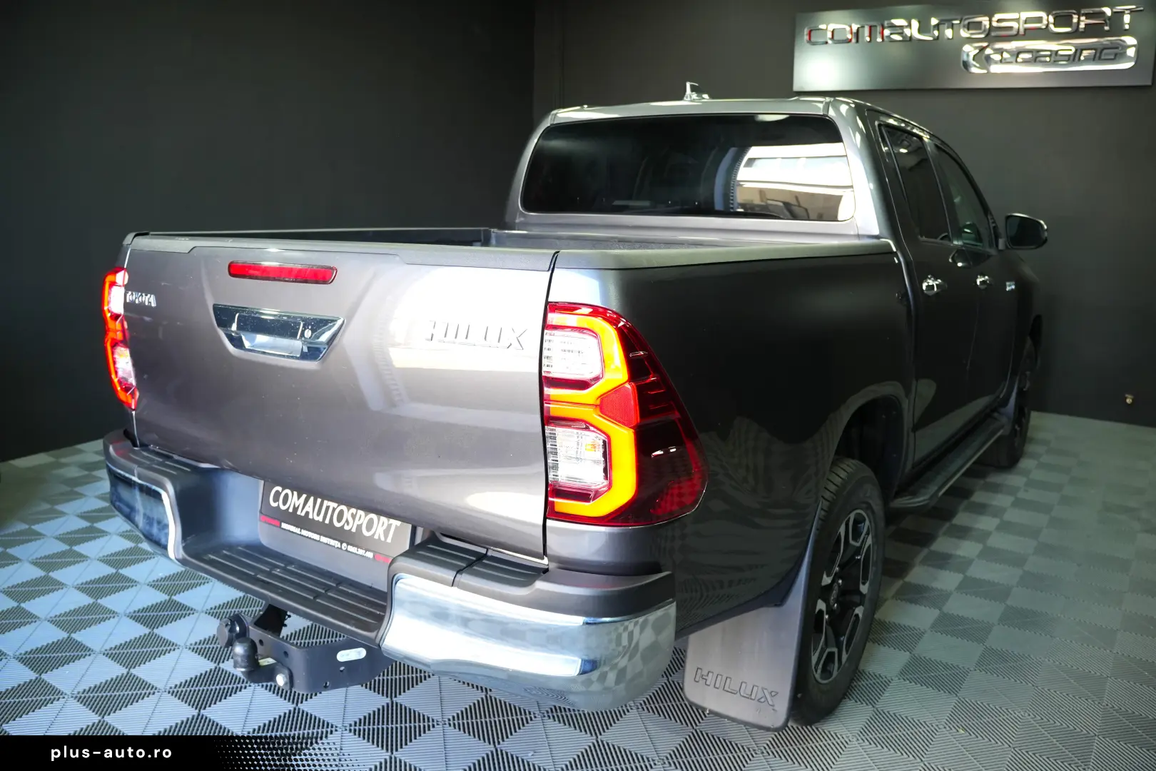 TOYOTA HILUX 2.4D DC AT EXECUTIVE