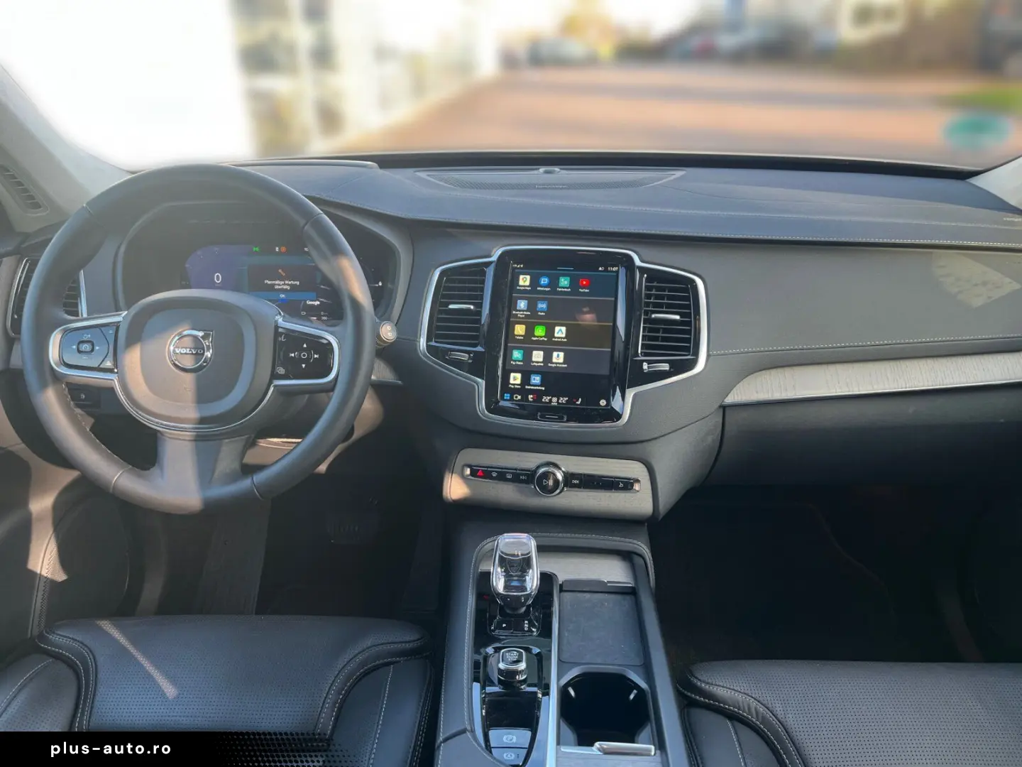 VOLVO XC90 T8 AWD Ultra Dark 7-SITZER SCHIEBEDACH EL.