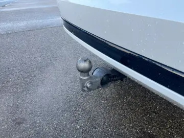 VOLVO XC90 T8 AWD Ultra Dark 7-SITZER SCHIEBEDACH EL.