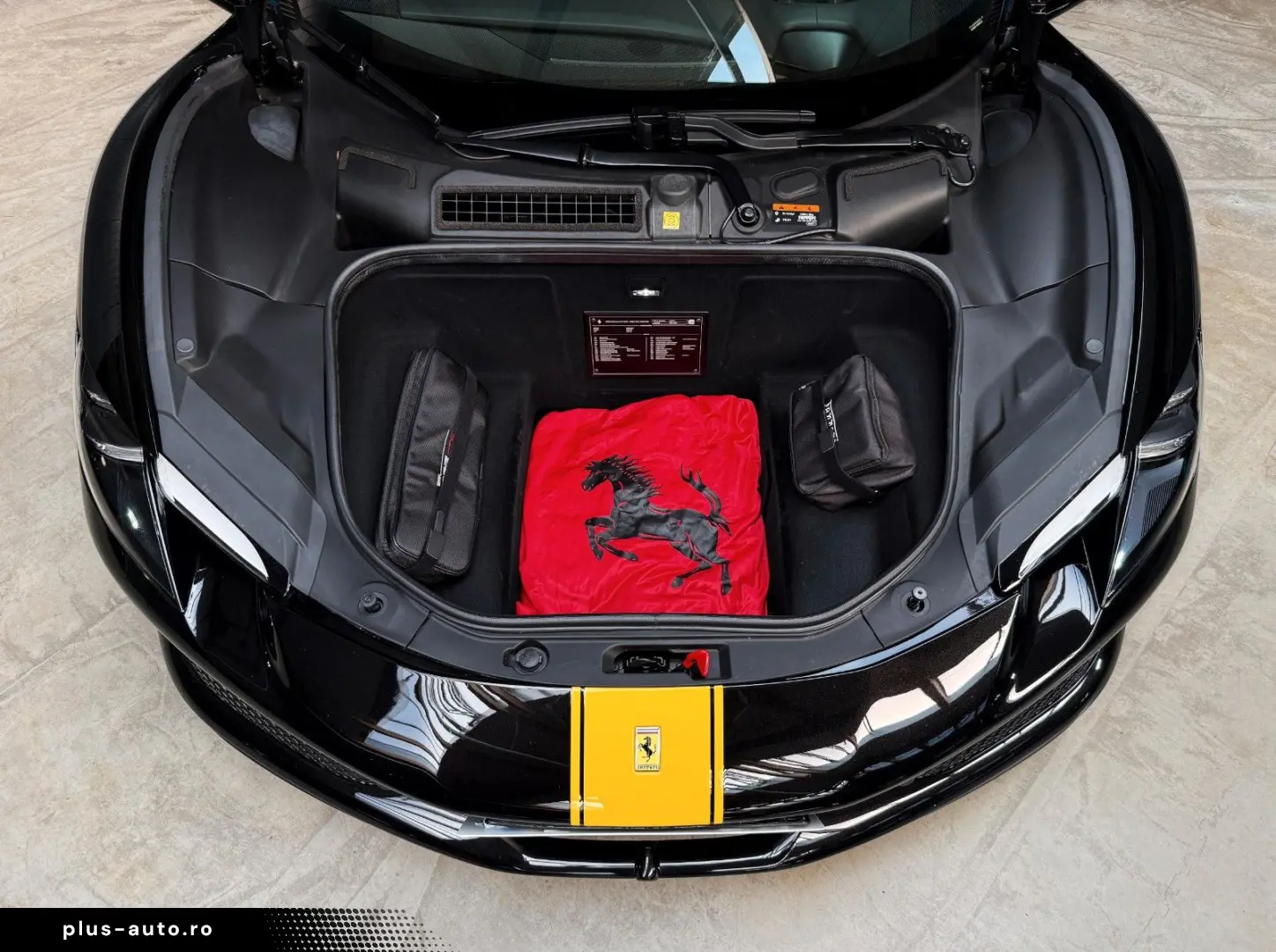FERRARI 296 GTS   Nero Extracampione   Racing Seats
