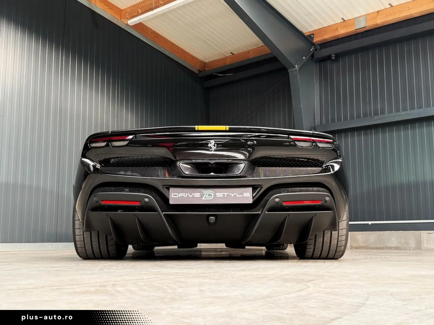 FERRARI 296 GTS   Nero Extracampione   Racing Seats