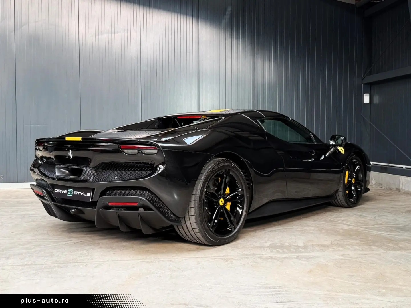 FERRARI 296 GTS   Nero Extracampione   Racing Seats