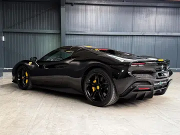 FERRARI 296 GTS   Nero Extracampione   Racing Seats