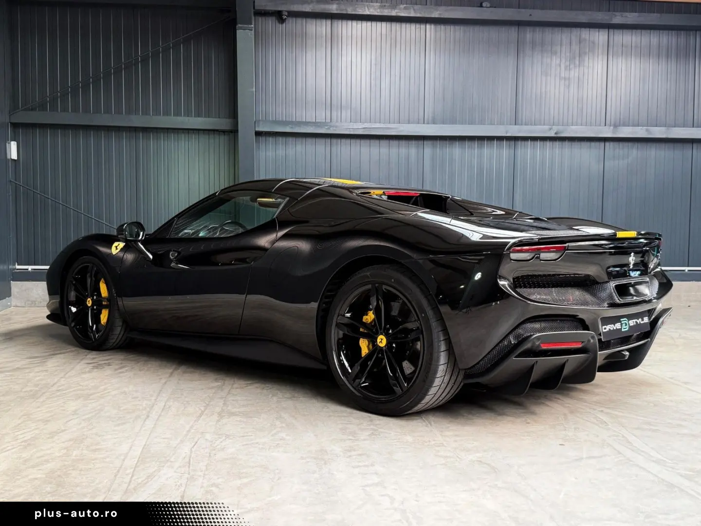 FERRARI 296 GTS   Nero Extracampione   Racing Seats