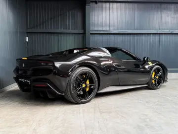 FERRARI 296 GTS   Nero Extracampione   Racing Seats