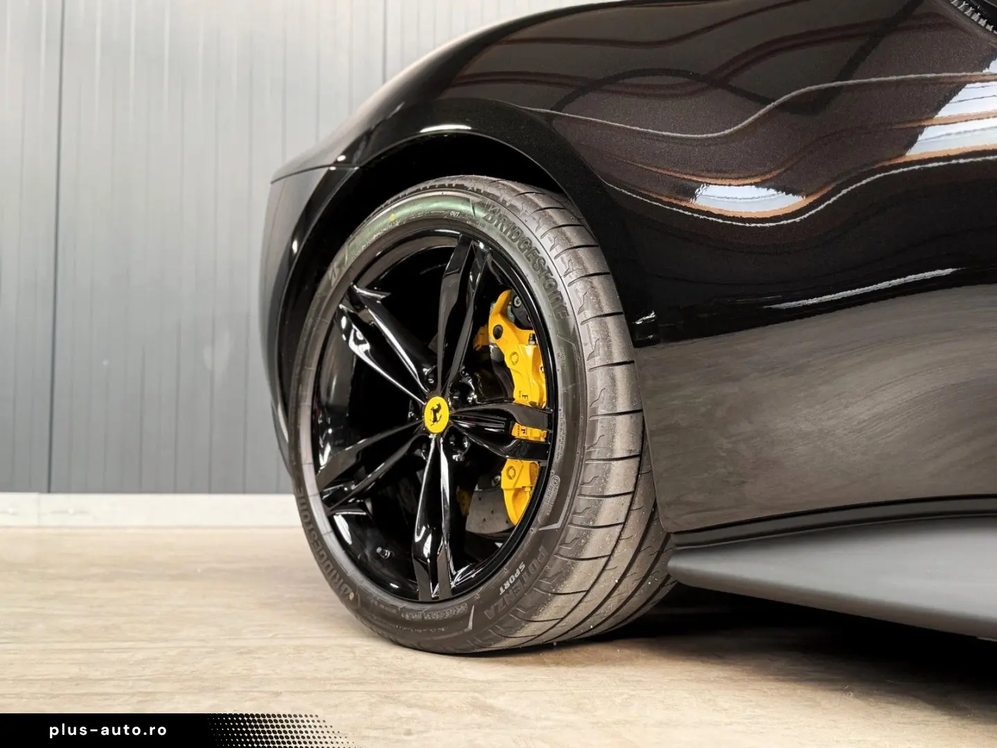 FERRARI 296 GTS   Nero Extracampione   Racing Seats