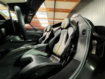 FERRARI 296 GTS   Nero Extracampione   Racing Seats