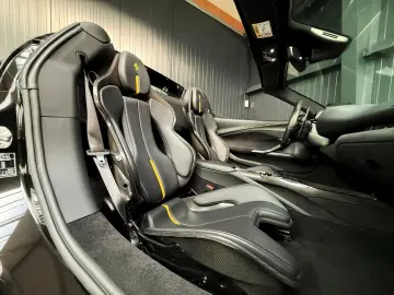 FERRARI 296 GTS   Nero Extracampione   Racing Seats