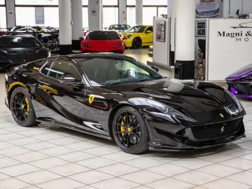 FERRARI 812 GTS - Painted Shields - Carbon - Led - VAT