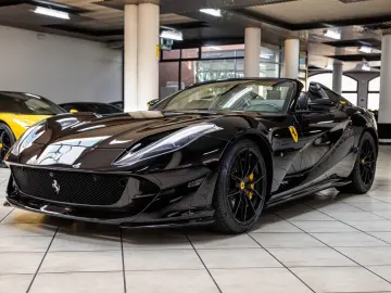 FERRARI 812 GTS - Painted Shields - Carbon - Led - VAT