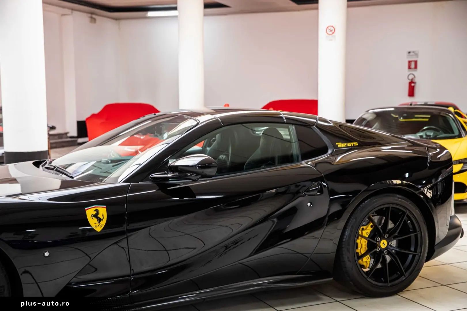 FERRARI 812 GTS - Painted Shields - Carbon - Led - VAT